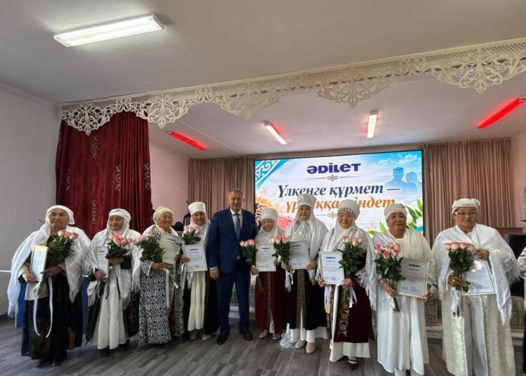 ҮЛКЕНГЕ ҚҰРМЕТ — ҰРПАҚҚА МІНДЕТ